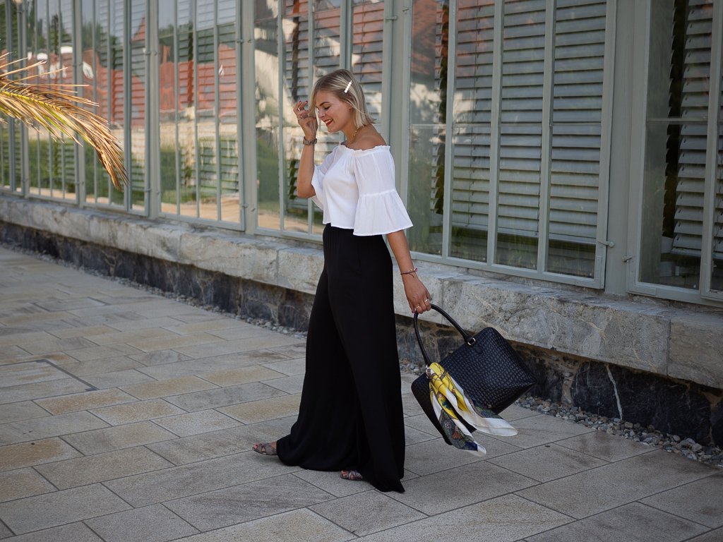 Outfit | Sommerlicher Black and White Look und ein wenig Business